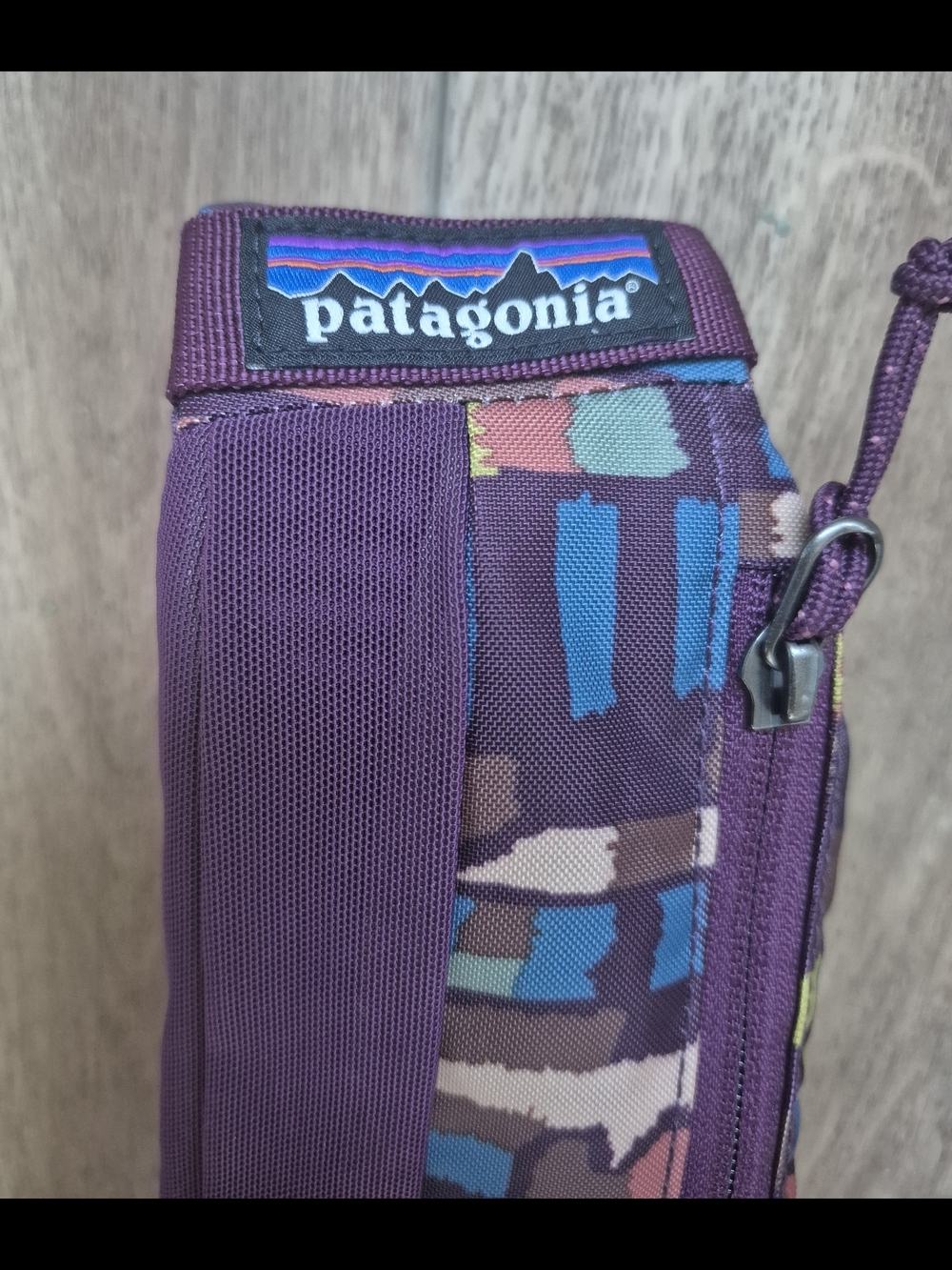 Patagonia Atom 8L Sling Bag Multicolor Fitz Roy Patchwork Night Plum Outdoor - Picture 7 of 9